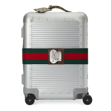 gucci spot baustelle|gucci luggage.